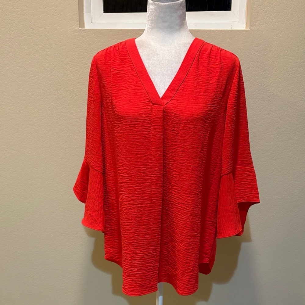 Jones New York Orange V-Neck Blouse with Bell Sleeves & Rounded Hem-Size M